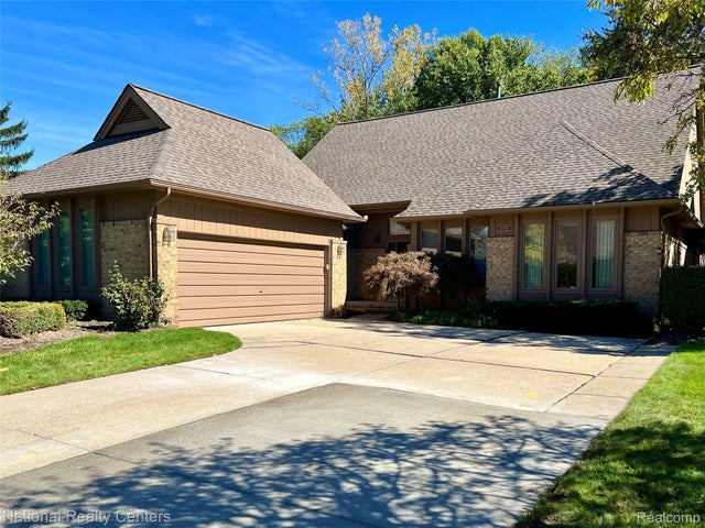 28760 Hidden Trail, Farmington Hills city