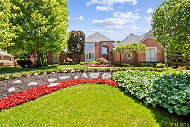 18878 Oak Leaf Lane, Northville city