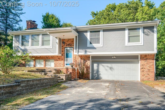 4950 Iroquois Boulevard, Independence charter township