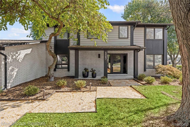 5597 Apple Ridge Trail, West Bloomfield charter township