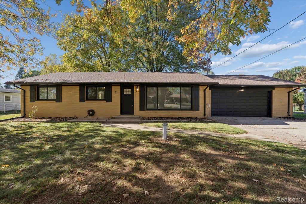 241 Raleigh Place, Venice township