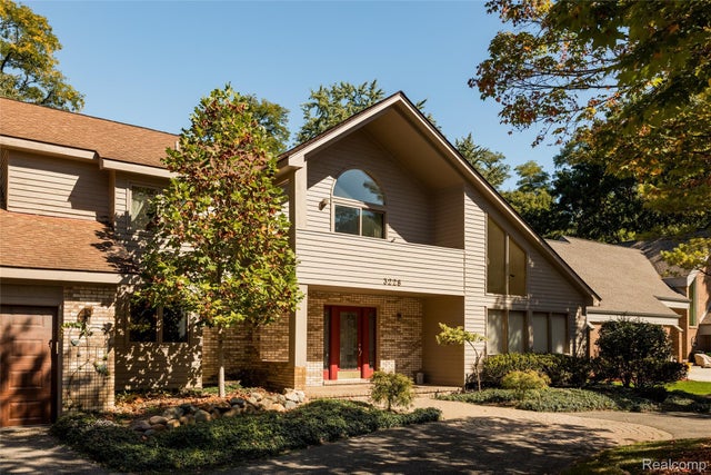 3228 Pine Lake Road, West Bloomfield charter township