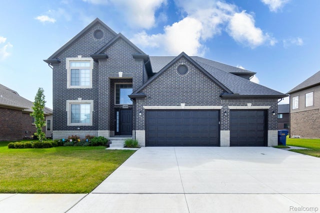 24538 Brookshire Drive, Macomb township