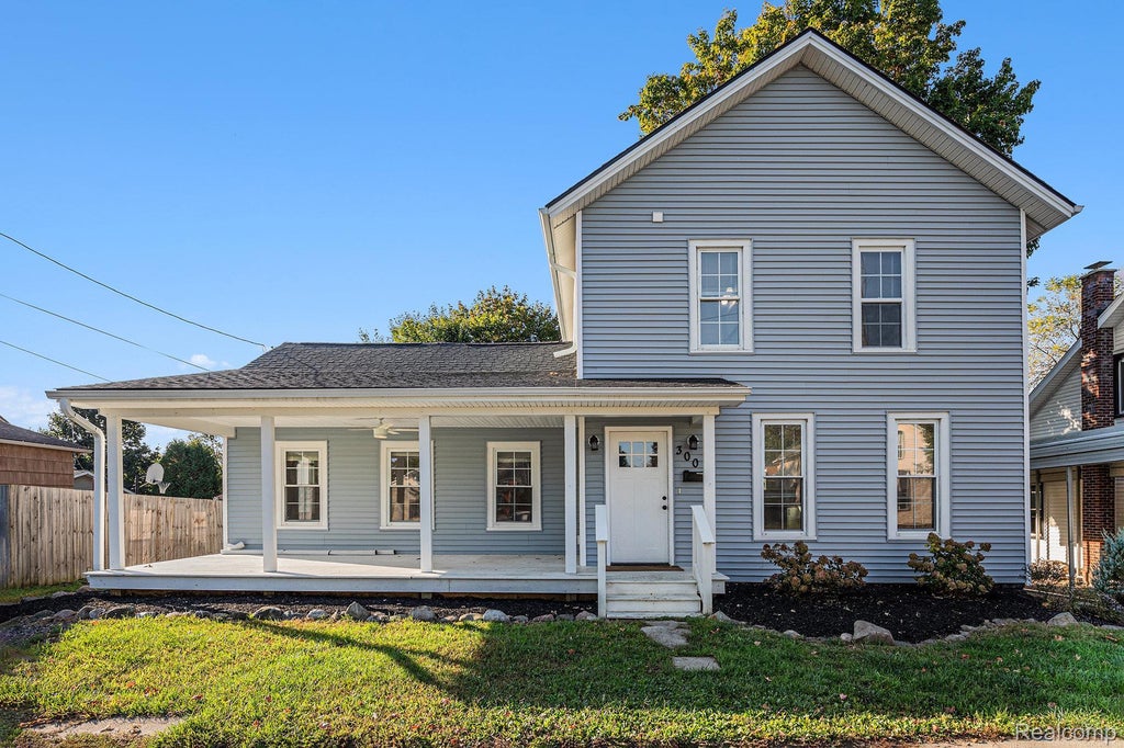 300 E Ellen Street, Fenton city