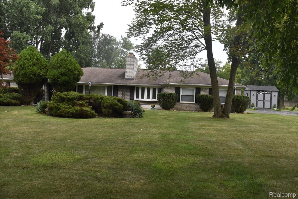 29140 Briarbank Court, Southfield city