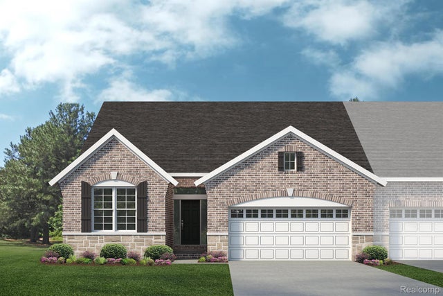 61611 Empire Road, Lyon charter township