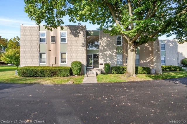 32965 Fargo Street, Livonia city