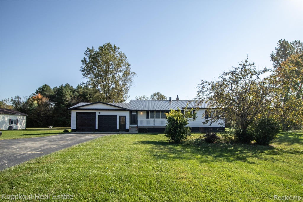 12046 Morrish Road, Montrose charter township