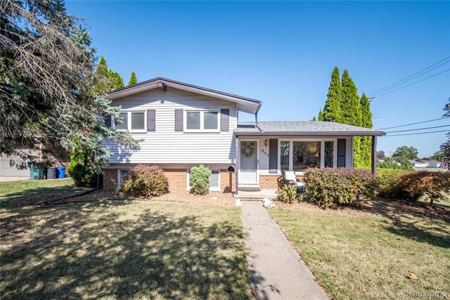 908 W Elmwood Avenue, Clawson city
