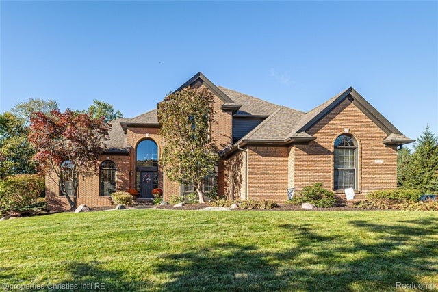 1811 Blue Grass Drive, Rochester Hills city