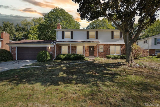 28868 Leamington Drive, Farmington city