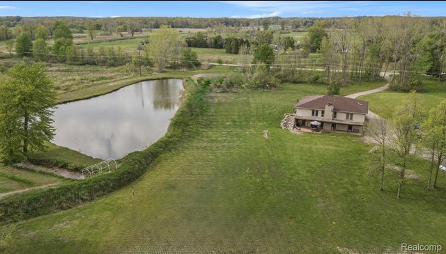 7031 Munsell Road, Iosco township