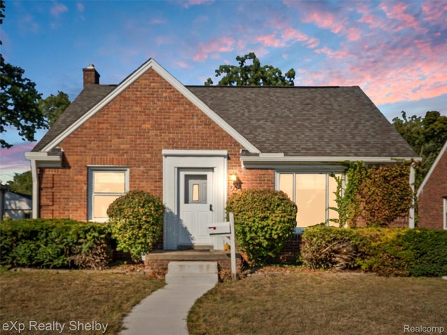 606 Catalpa Drive, Royal Oak city