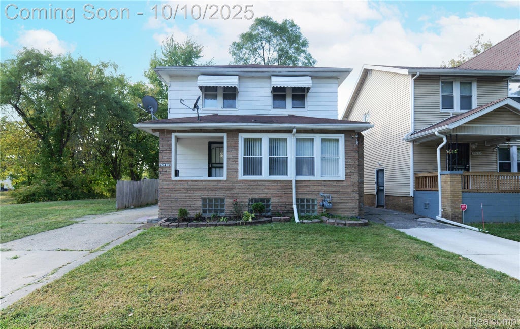 18425 Burgess, Detroit city