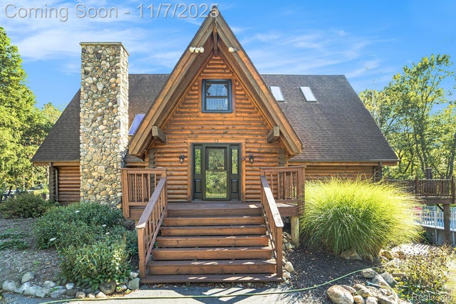 1366 S Baldwin Road, Lake Orion village