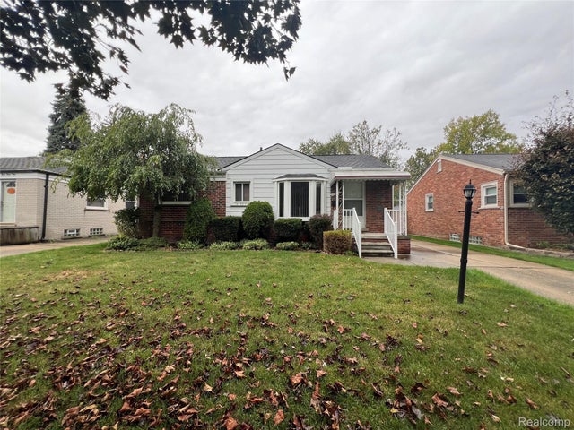 11351 Deering Street, Livonia city