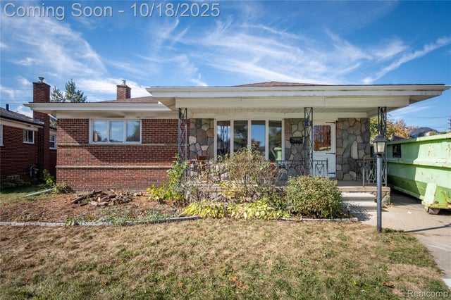 28695 Diesing Drive, Madison Heights city