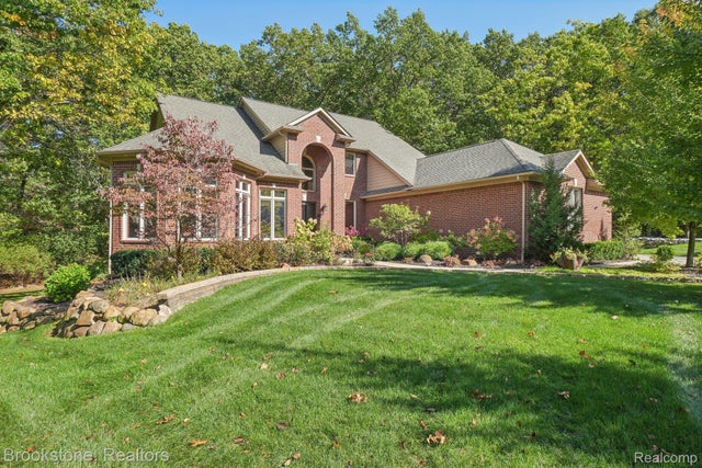 5947 Blackberry Lane, Independence charter township