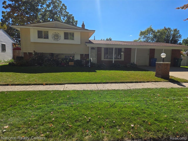 8723 Ringwood Drive, Commerce charter township
