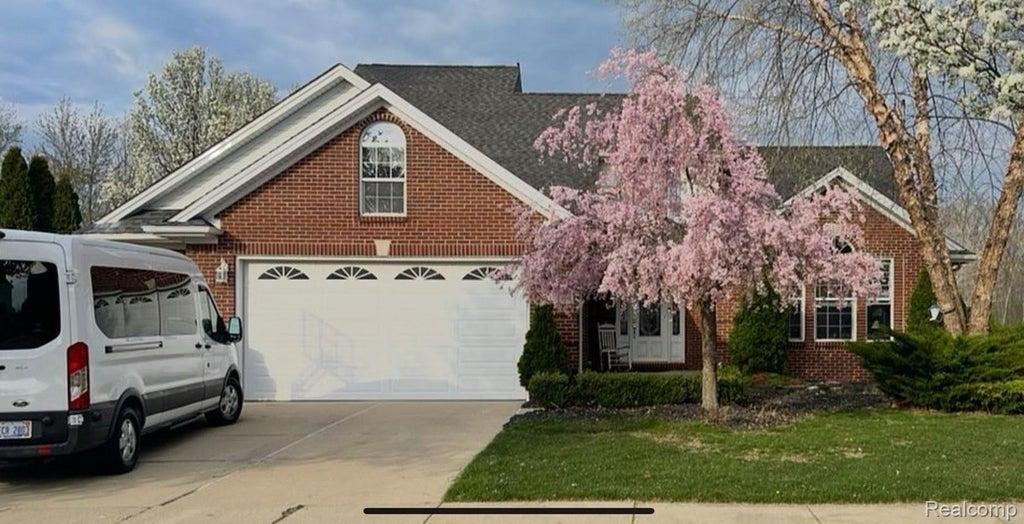 26659 Pepperwood Drive, Woodhaven city