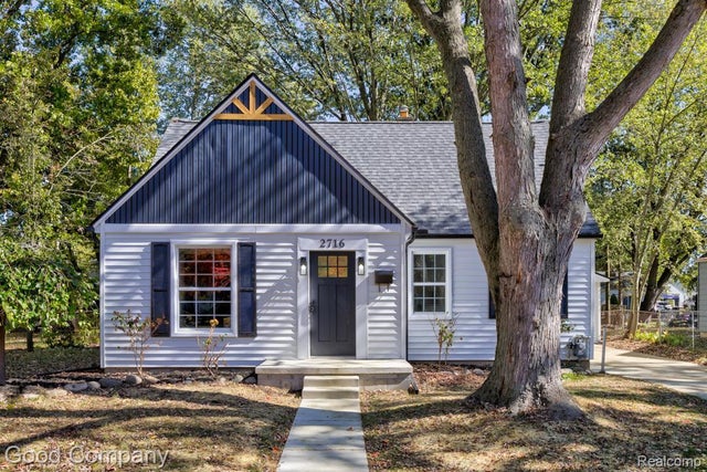 2716 Thomas Avenue, Berkley city