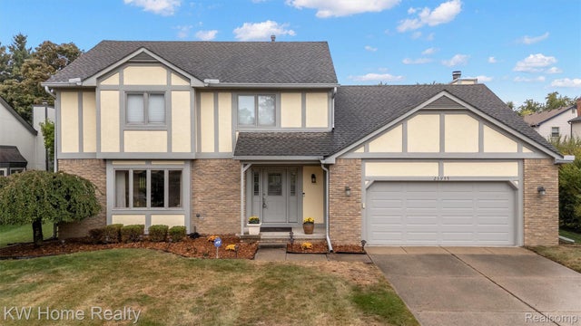 23935 Drake Road, Farmington city