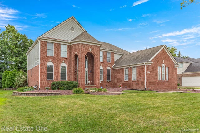 48416 Manhattan Circle, Canton charter township