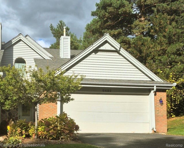 6492 Scenic Pines Court 16, Independence charter township