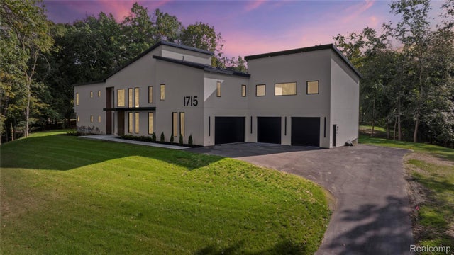 1715 Lone Pine Road, Bloomfield Hills city