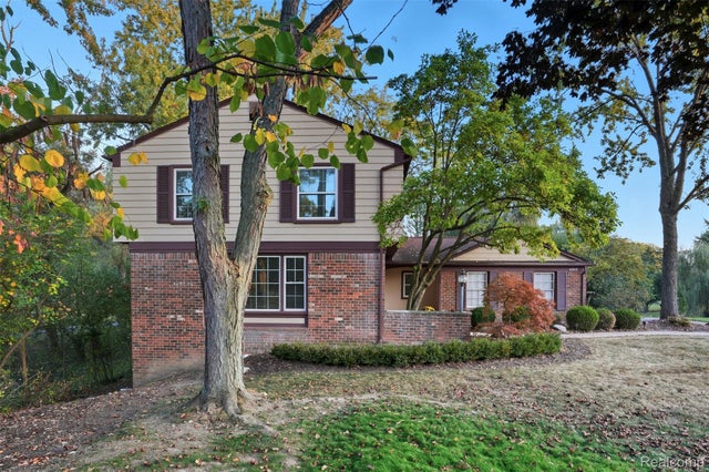 4245 Old Dominion Drive, West Bloomfield charter township