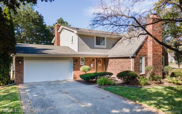 4995 Stoddard Drive, Troy city