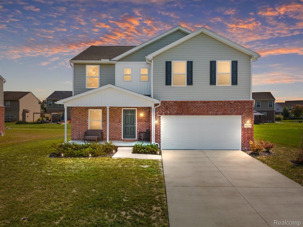 10219 Island Lake Drive, Taylor city