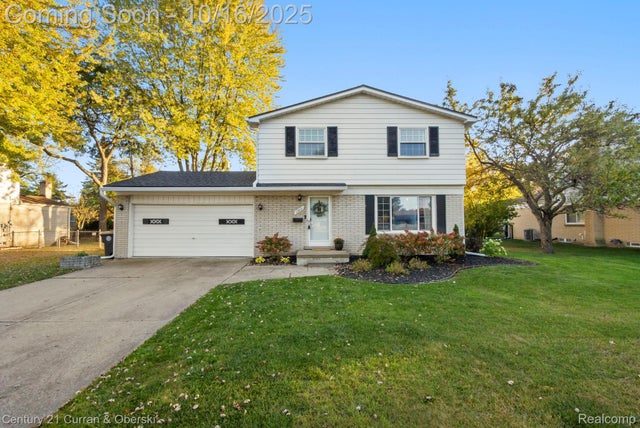 29631 Lyndon Street, Livonia city