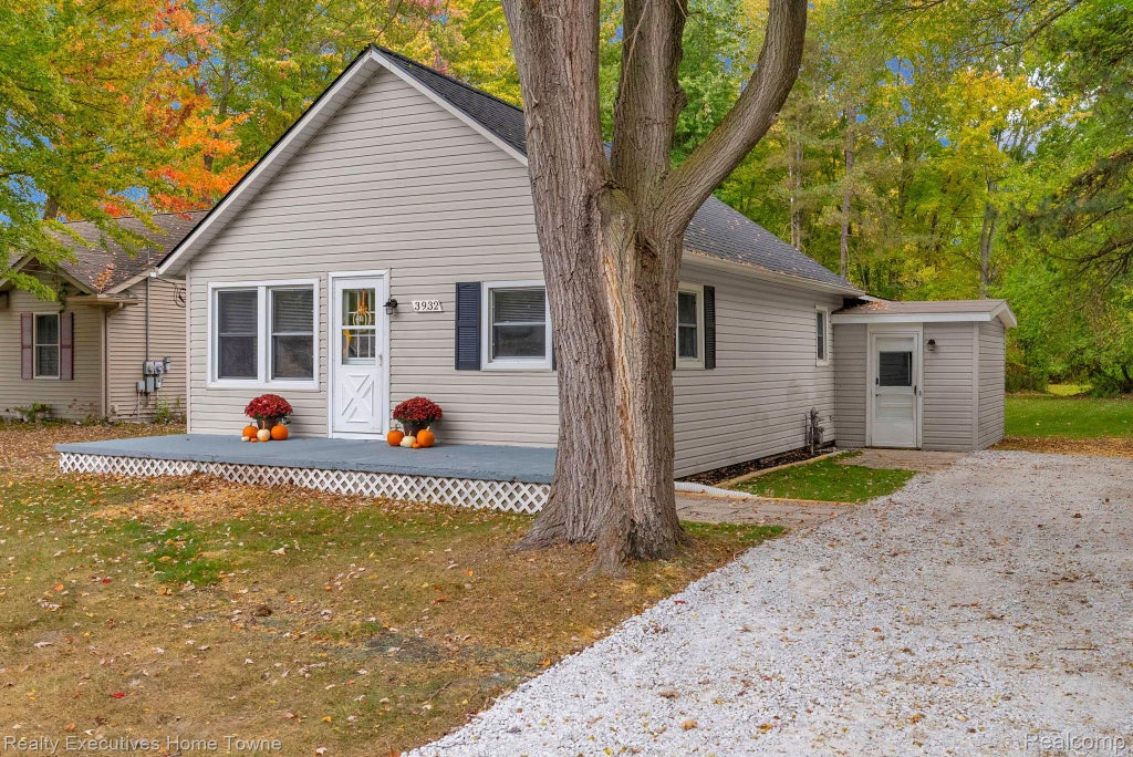 3932 Parker Road, Fort Gratiot charter township