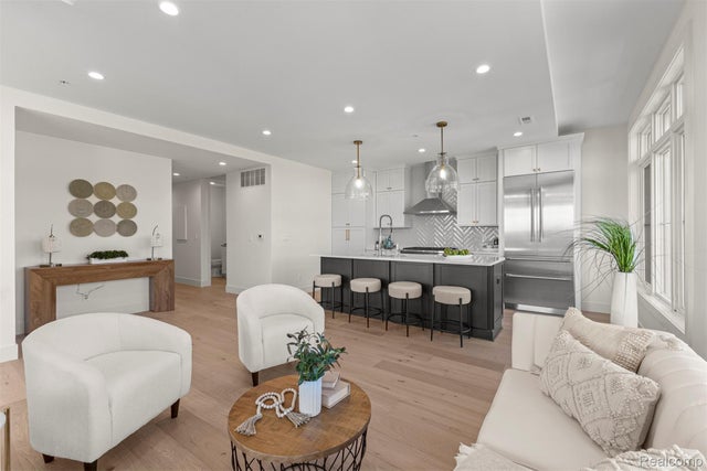 156 N Center Unit 201, Northville city