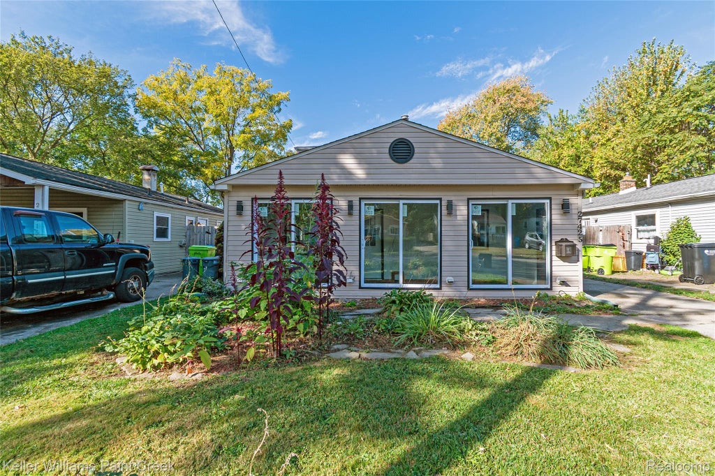 27425 Townley Street, Madison Heights city