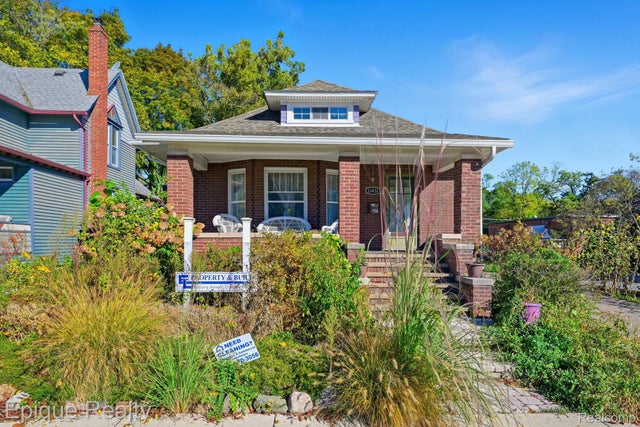 33432 Oakland Street, Farmington city