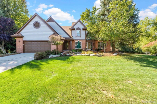7607 Mapleton Court, West Bloomfield charter township