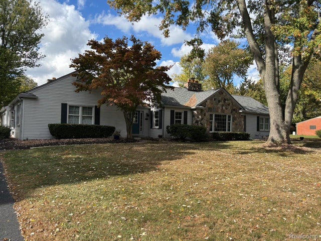 23607 Longacre Street, Farmington city