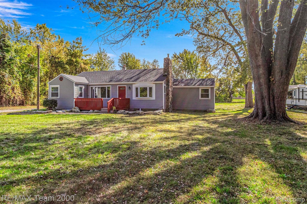 23608 Glenwood Street, Clinton charter township