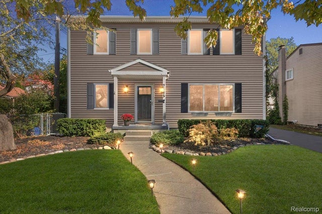 2540 Royal Avenue, Berkley city