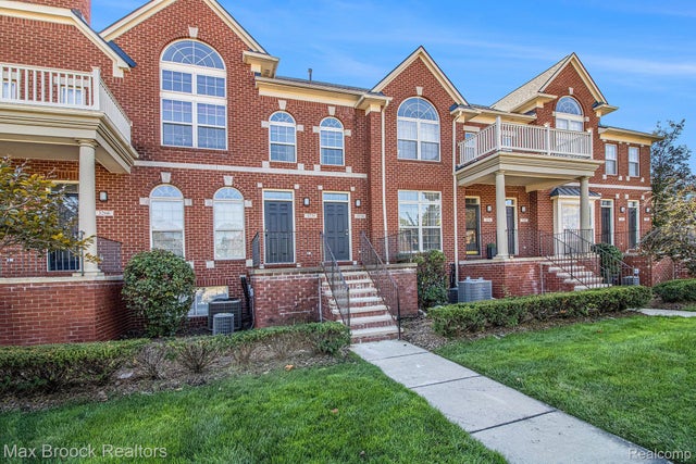 3274 Camden Drive, Troy city