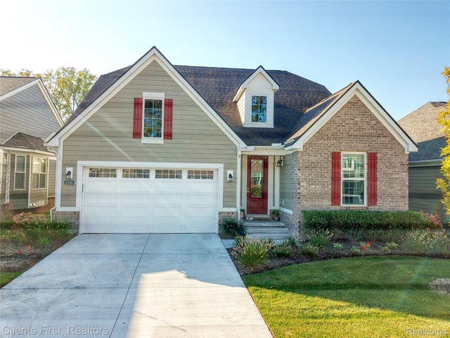 2326 Pondview Lane, Troy city