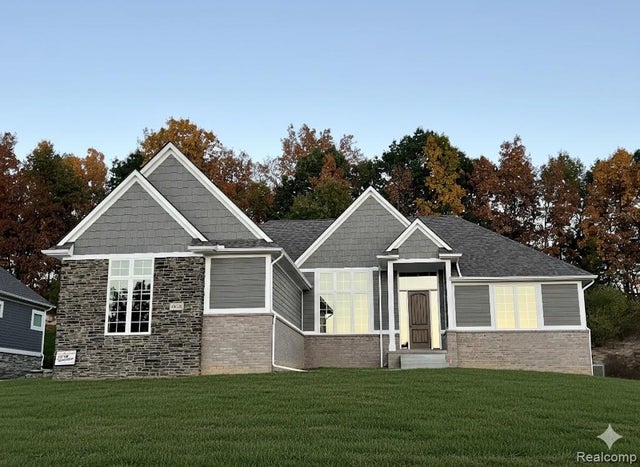 8848 Stonewall E, Independence charter township