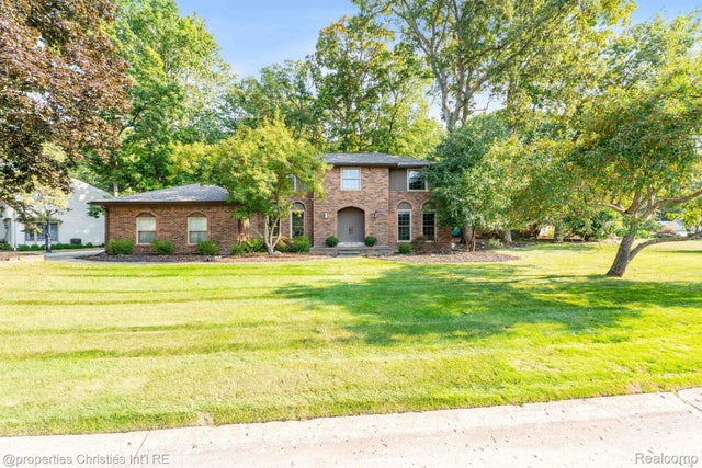 2935 Woodford Circle, Rochester Hills city