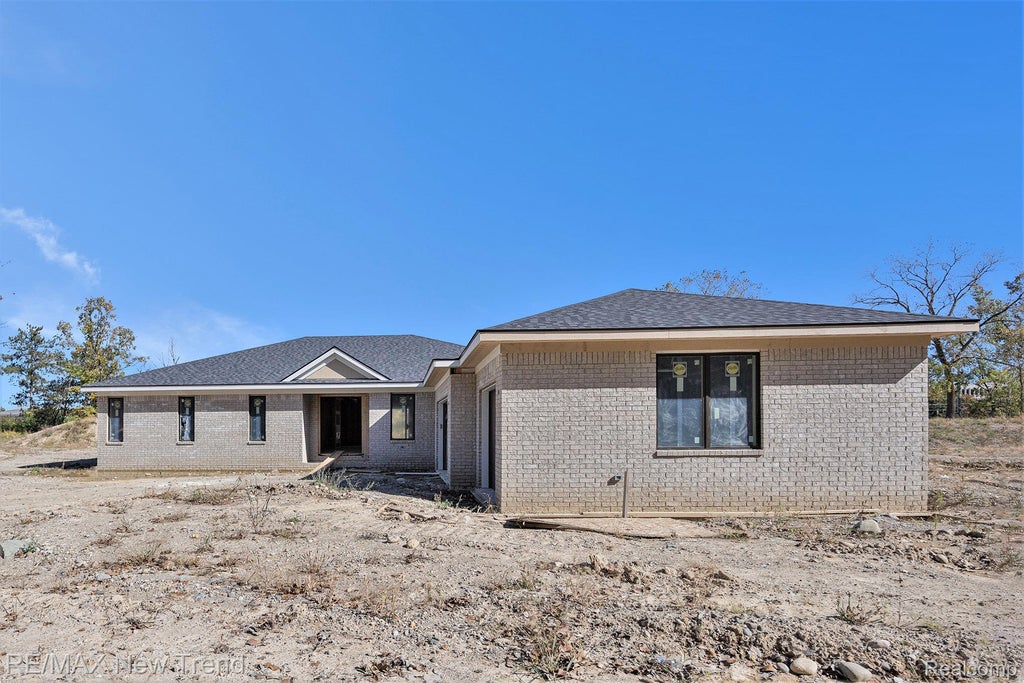 30526 Birchway, Franklin village