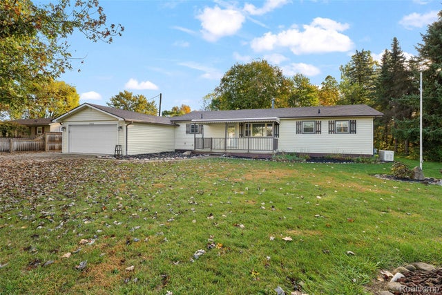 17655 Lohr Road, Sumpter township