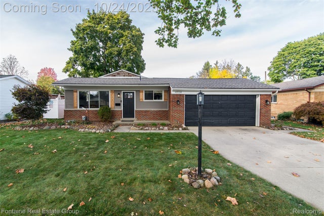 41134 Russet Lane, Plymouth city