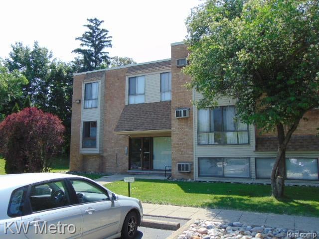28418 W 8 Mile Road A1, Farmington Hills city