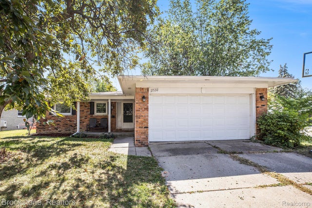 2530 Rhodes Drive, Troy city